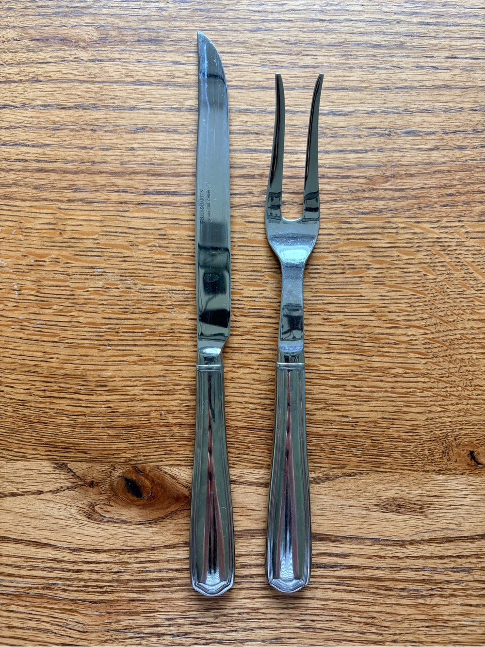 Reed & Barton Tarbor Stainless Steel Carving Knife and Fork Set